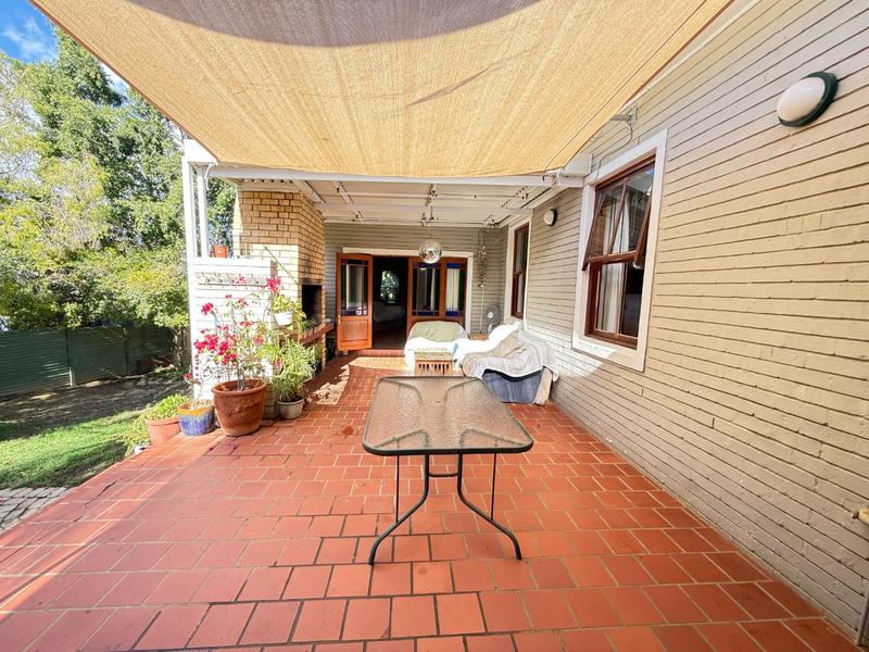 4 Bedroom Property for Sale in Die Wingerd Western Cape